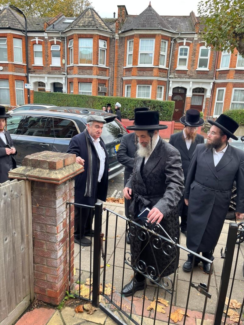 באדיבות המצלם