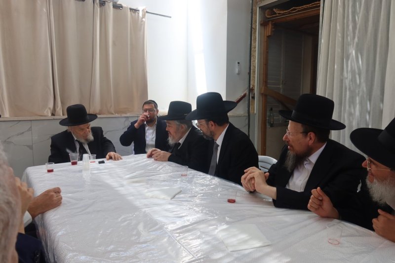 באדיבות המצלם