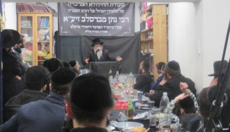 באדיבות המצלם