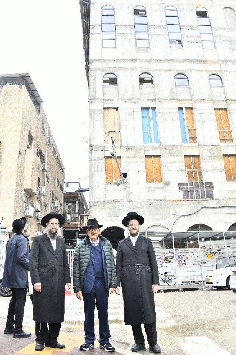 באדיבות המצלם