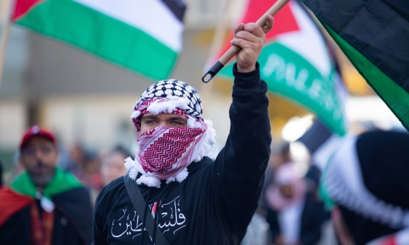 "ציונים החוצה": אומנית יהודייה גורשה מיריד בבואנוס איירס