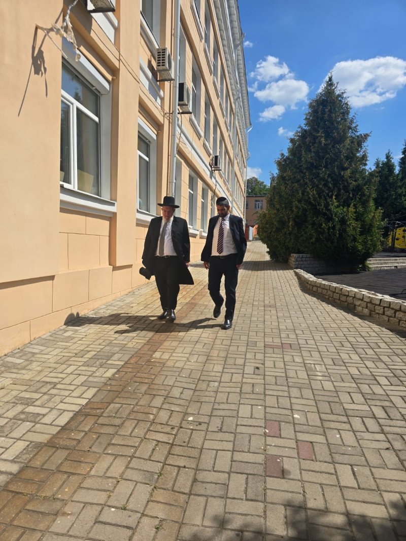 באדיבות המצלם