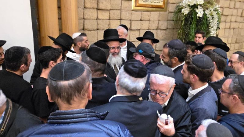 באדיבות המצלם