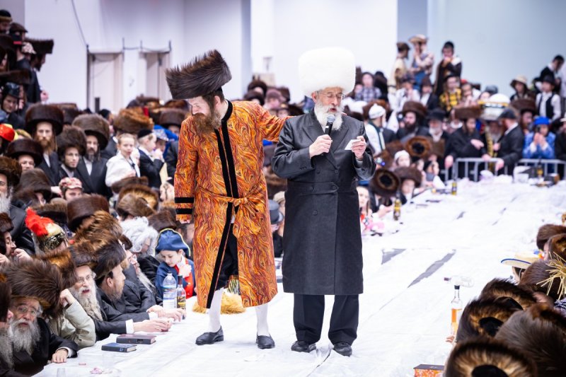 האחים לאנטשעווסקי, אברומי בלום, ואייזיק י.