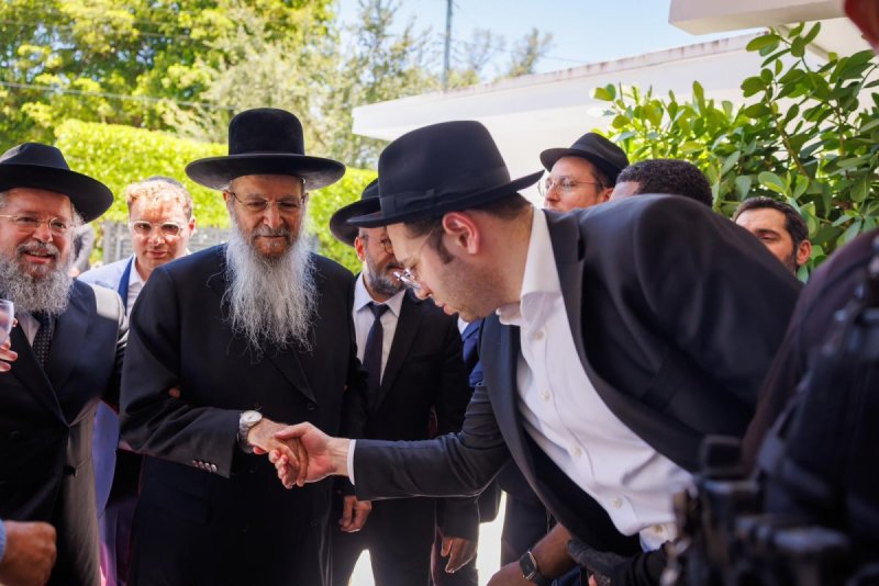 דניאל נפוסי ואלי קובין
