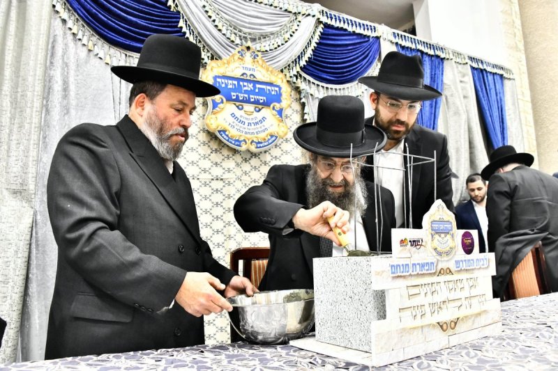 באדיבות המצלם