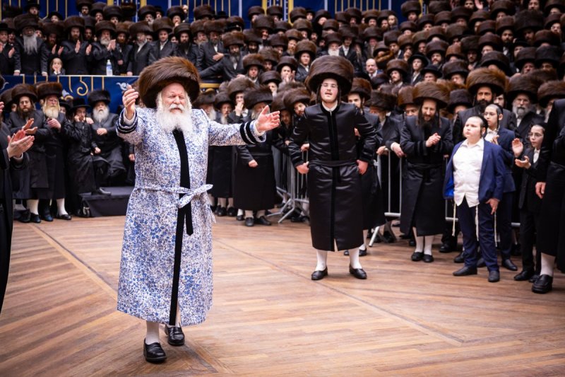 באדיבות המצלם