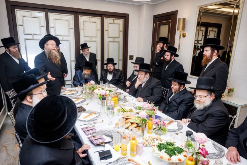 אברומי בלום