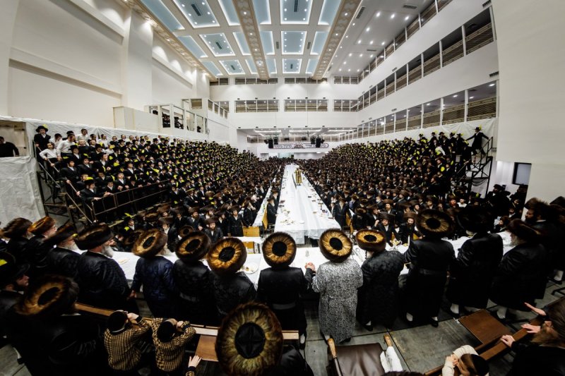 האחים לאנטשעווסקי, אברומי בלום, ואייזיק י.