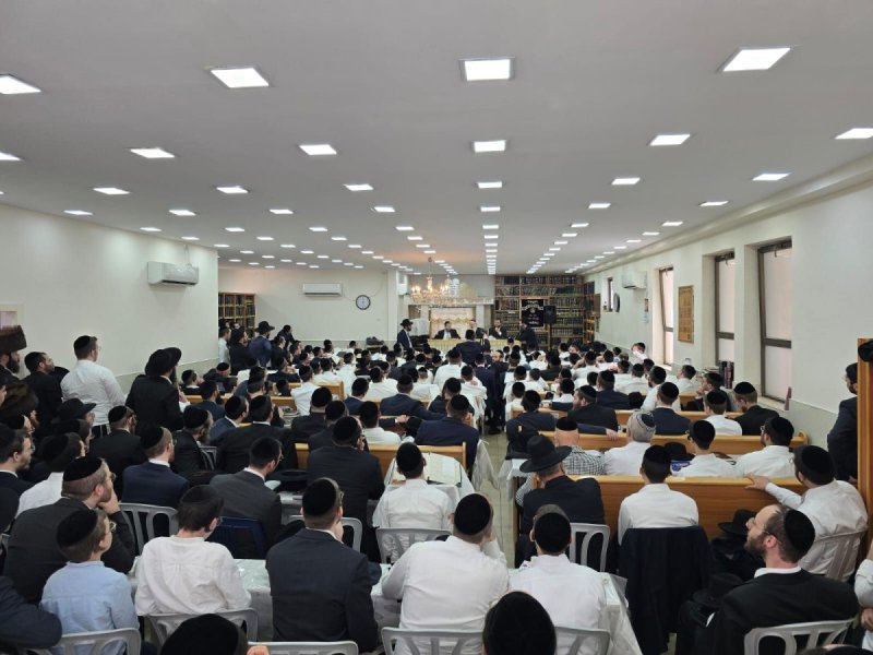 באדיבות המצלם