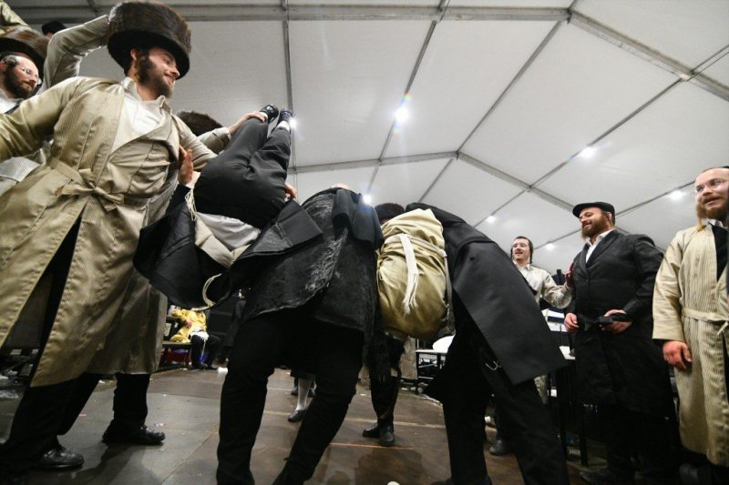 ארי קופרשטוק