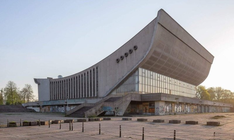 מרכז הנצחה יהודי - ולא מרכז כנסים, יוקם על בית החיים שניפישוק