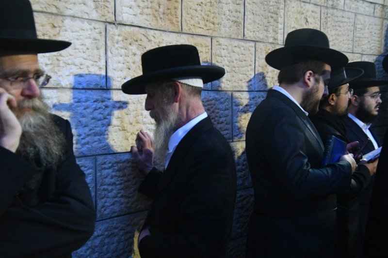 ארי קופרשטוק