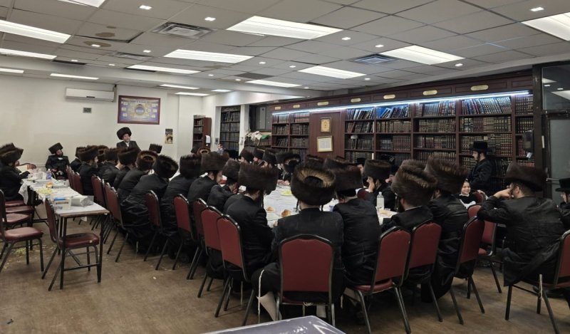 באדיבות המצלם