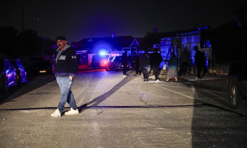 31 נפגעים פונו ממספר זירות נפילה בבאר שבע, רסיס פגע באמבולנס