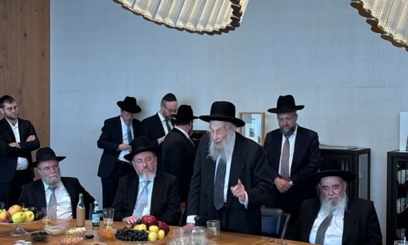 לאחר 20 שעות טיסה: גדולי ישראל נחתו במקסיקו למען 'קרן עולם התורה'