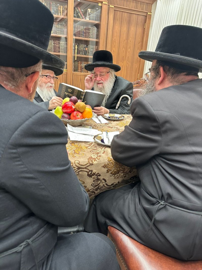 באדיבות המצלם