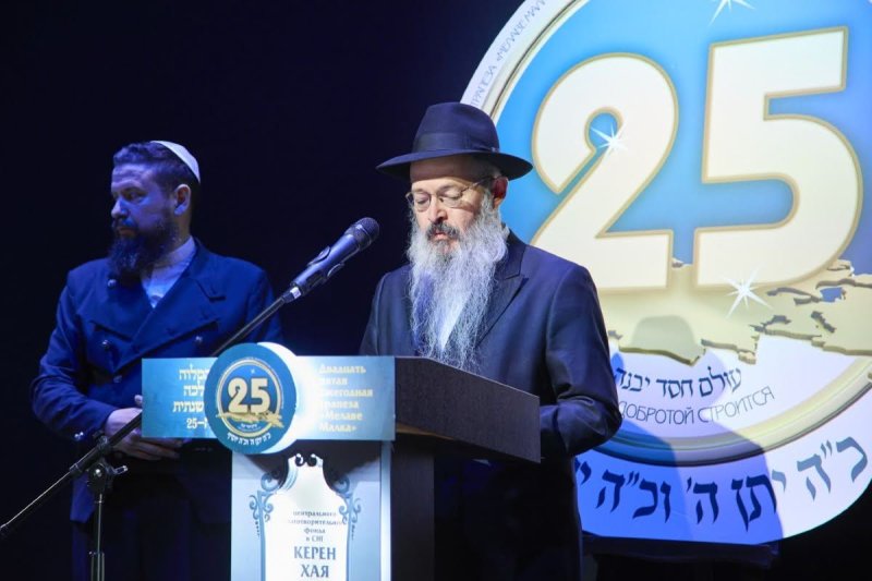 דמיטרי לובאייב