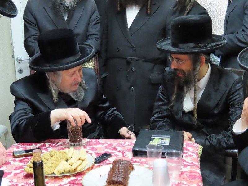 באדיבות המצלם