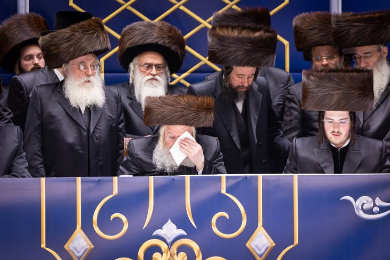 באדיבות המצלם
