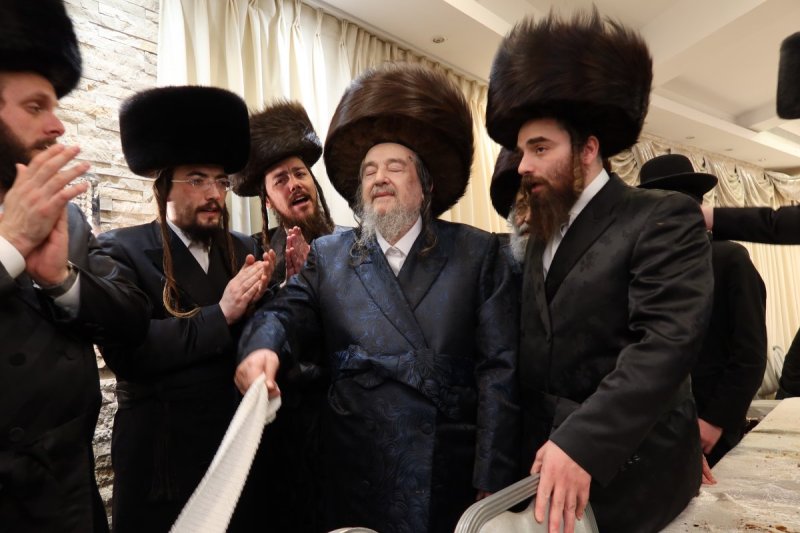  יחיאל רייכמאן ופנחס אלבז