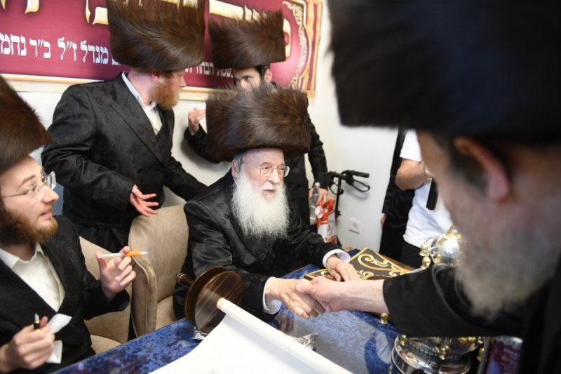 אנשיל בעק