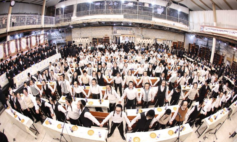 תלמידי 'תורה ויראה' נבחנו פומבי על 22,522 דפי גמרא בעל פה