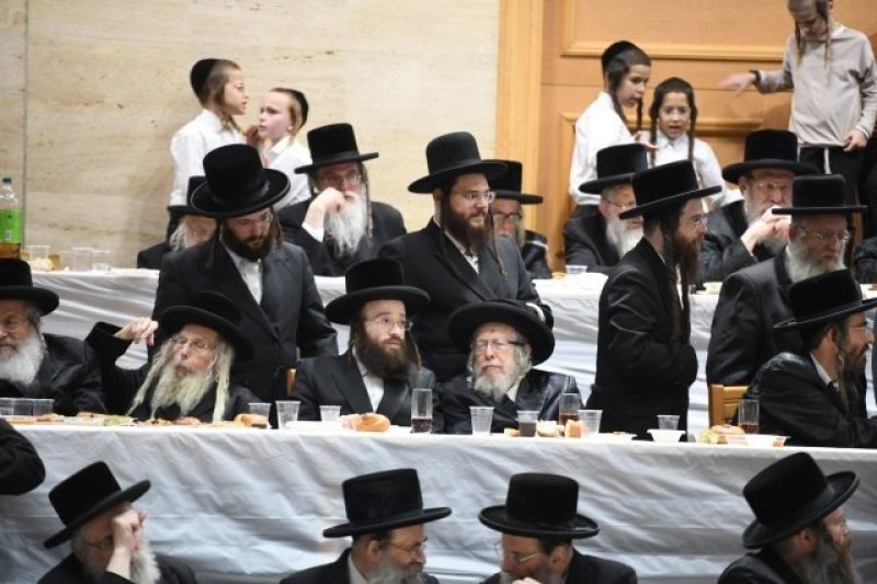 אנשיל בעק וא.מ.ש