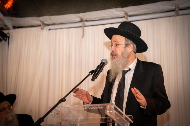 דניאל נפוסי ומאיר זלזניק