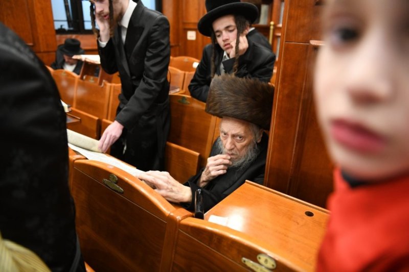 אנשיל בעק וא.מ.ש