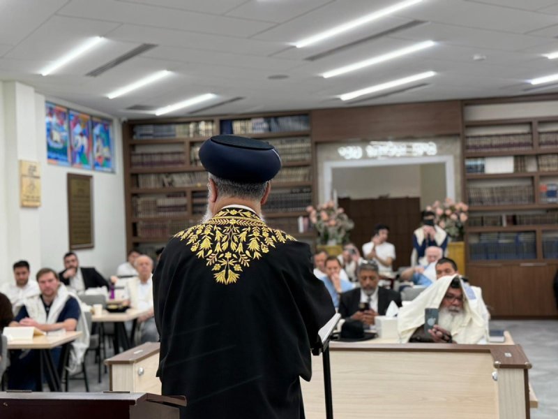 באדיבות המצלם