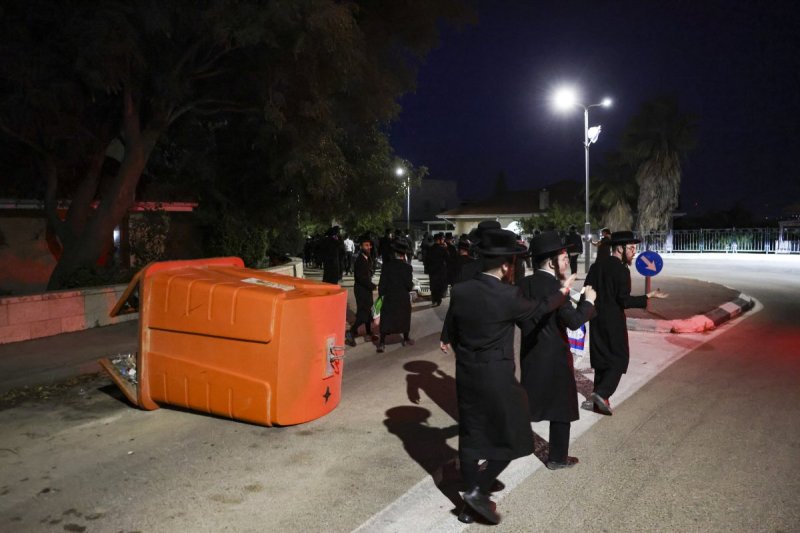 חיים גולדברג, פלאש 90