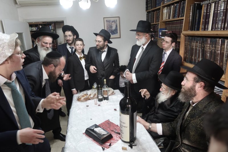 באדיבות המצלם