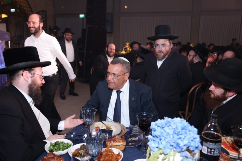 יעקב נחומי