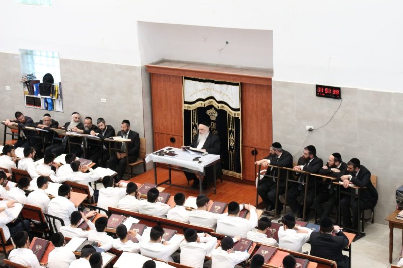 באדיבות המצלם
