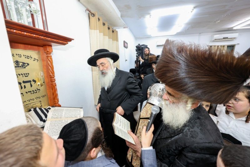 באדיבות המצלם