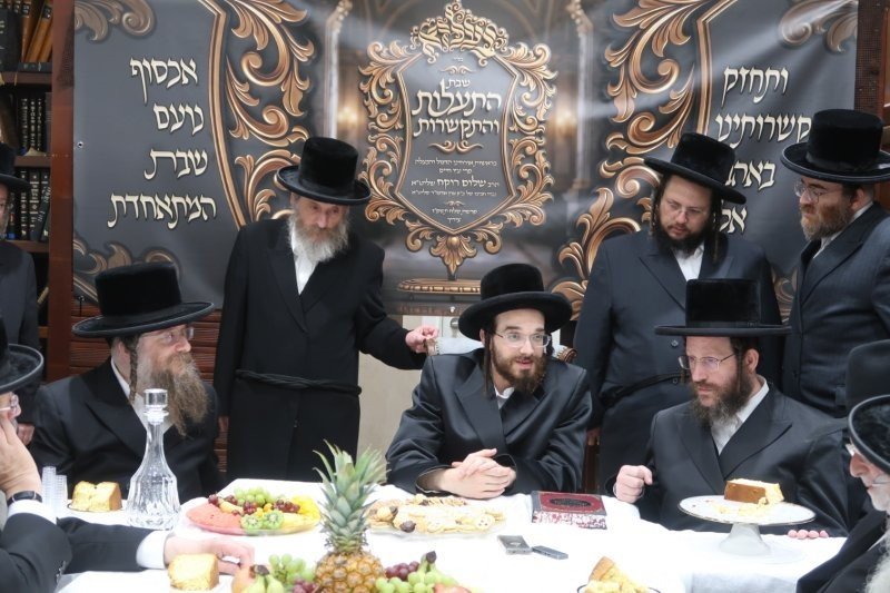 באדיבות המצלם