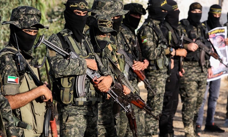 בין שותפות למאבק כוחות: מערכת היחסים המתוחה בין חמאס לגא&rdquo;פ ברצועה