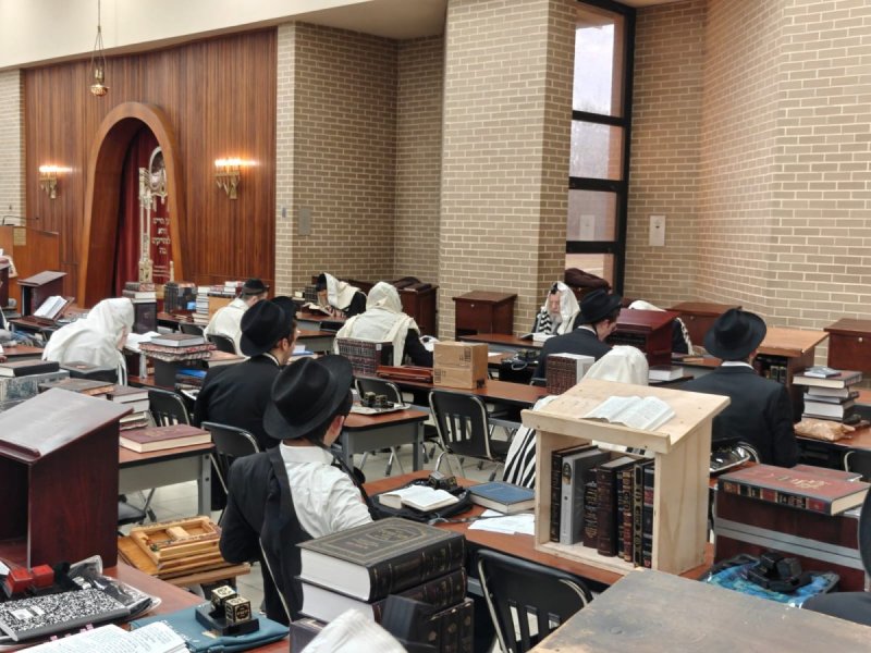 באדיבות המצלם