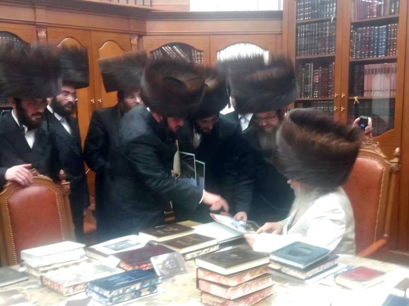 באדיבות המצלם