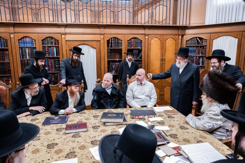 באדיבות המצלם