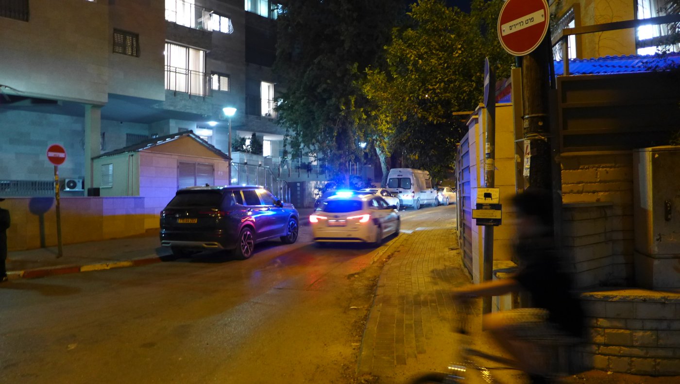 באדיבות המצלם