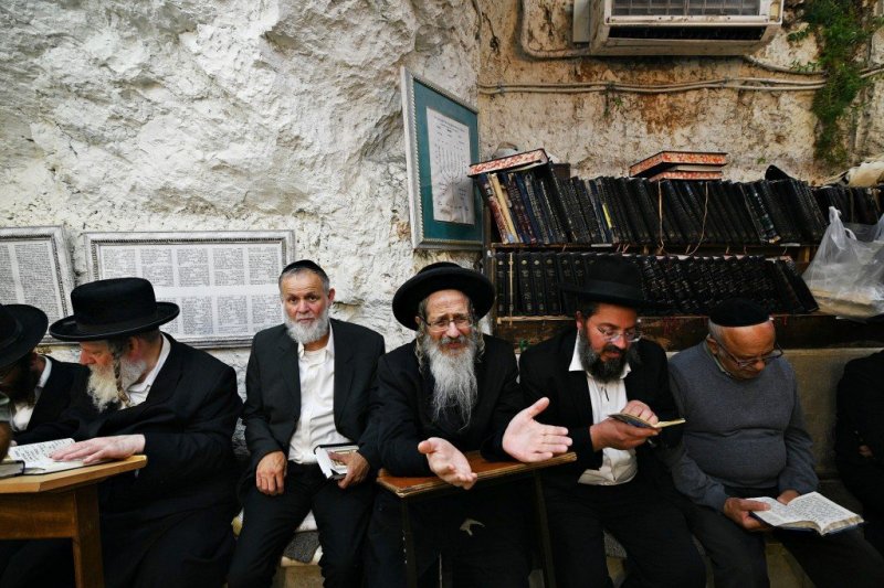 ארי קופרשטוק ומאיר אדרי