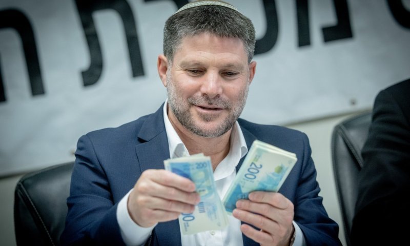 וכמה אתם מרוויחים? השכר הממוצע במאי עלה ל-14,277 שקלים