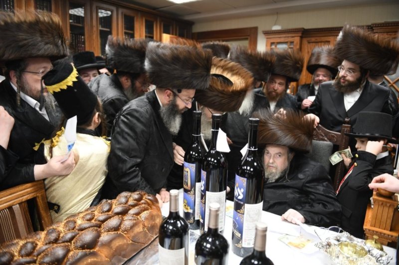 אנשיל בעק וא.מ.ש