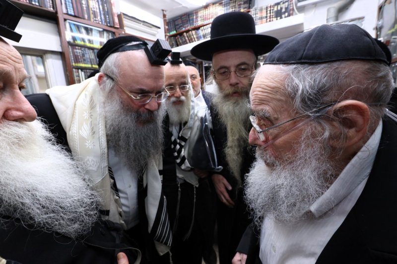 באדיבות המצלם