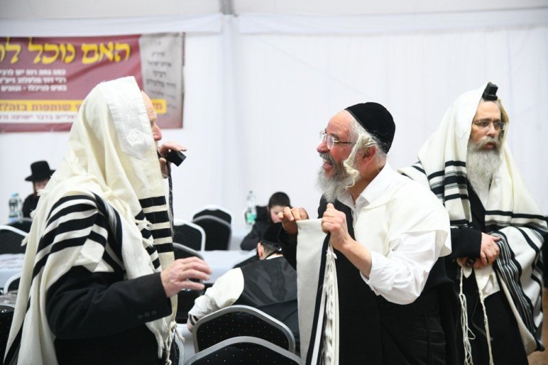 ארי קופרשטוק - פולין