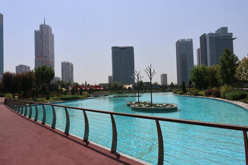 מרדכי לובעצקי