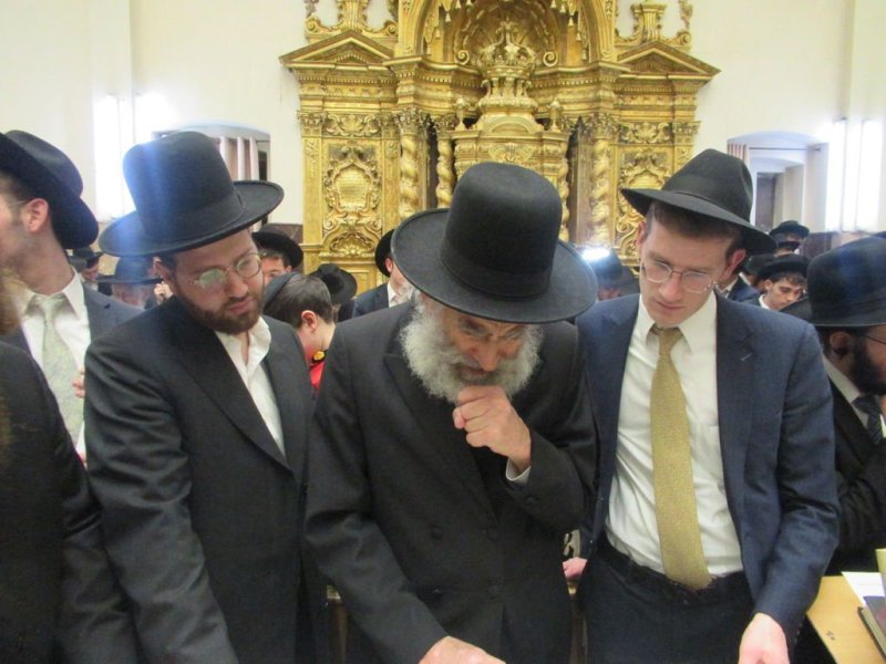 באדיבות המצלם