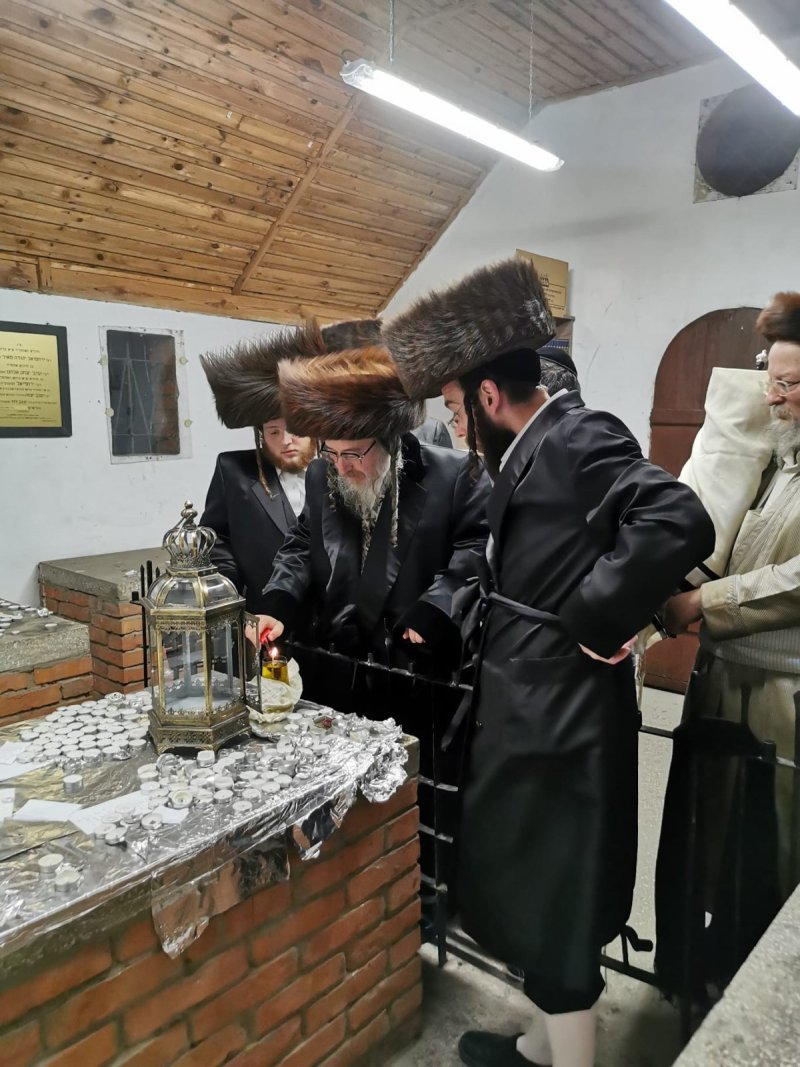 באדיבות המצלם